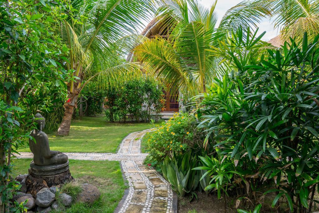 Rhipidura Bungalows By Phocea Pemuteran  Luaran gambar